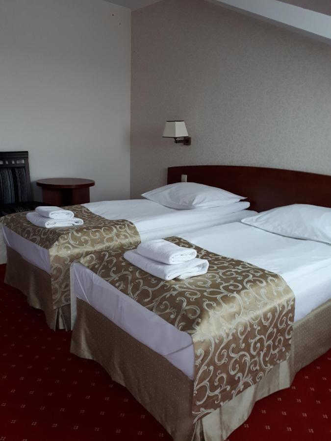 Hotel Stara Gorzelnia ลีแคญ ภายนอก รูปภาพ
